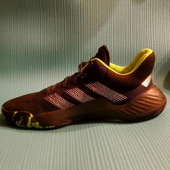 Adidas D.O.N Issue #1 Stealth Spider Man - Picture 3 of 4